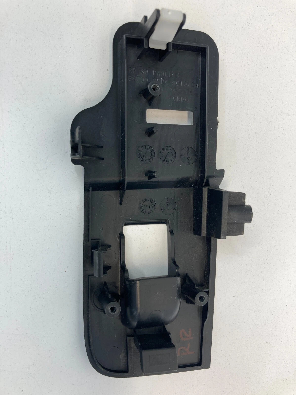 04-08 ACURA TL REAR RIGHT DOOR WINDOW SWITCH COVER BEZEL 83700-SPEA-A010-34 OEM