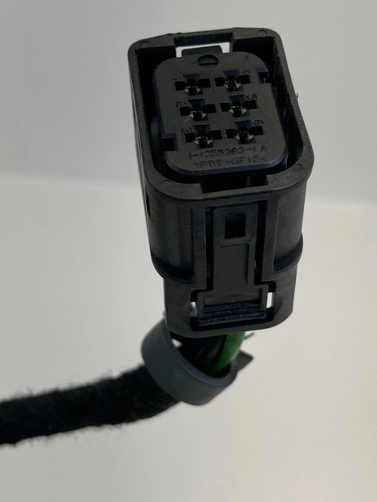 03-09 MERCEDES-BENZ E320 FRONT LEFT DOOR WINDOW MOTOR CONNECTOR A2035403705 OEM