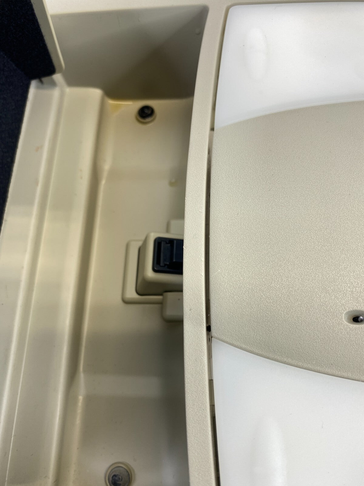 2009-2013 Nissan Murano Roof Overhead Console Dome Map Light Lamp OEM