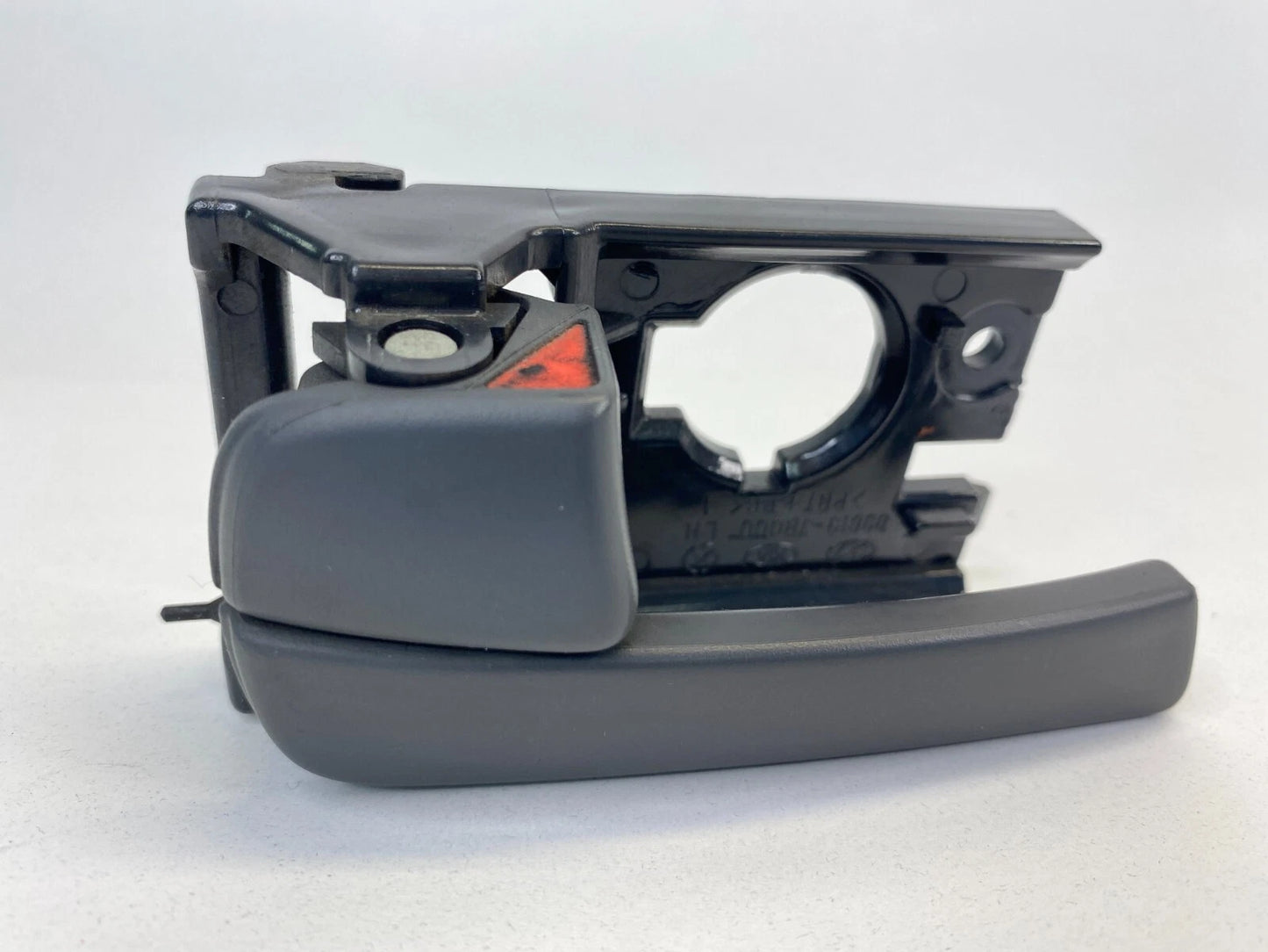 2006-2011 KIA RIO RIO5 RR LH INSIDE DOOR HANDLE LEVER BEZEL UNIT OEM 83613-JB000