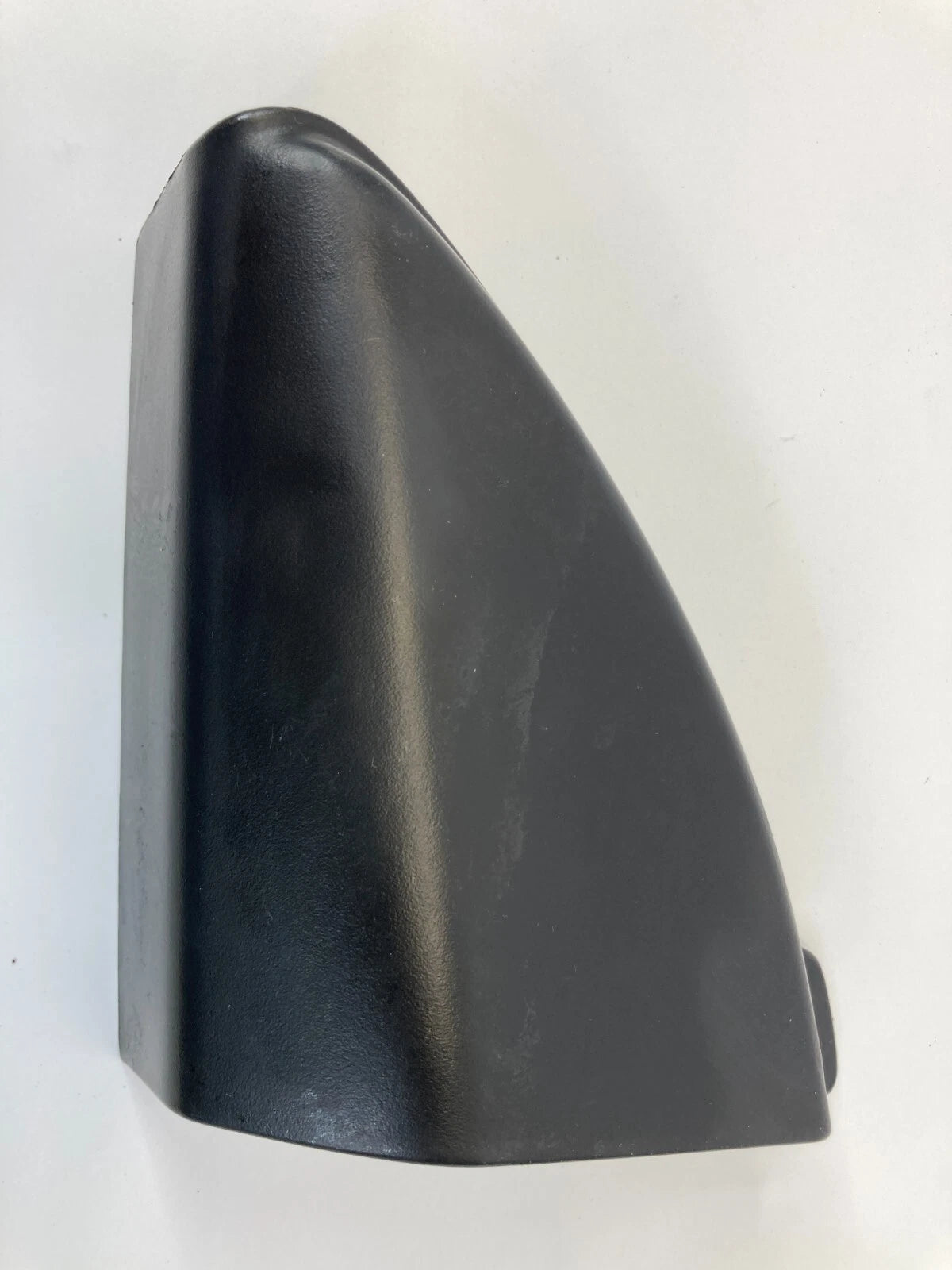 2016 CHEVROLET CRUZE LIMITED FRONT LEFT DRIVER INTERIOR DOOR CORNER COVER OEM