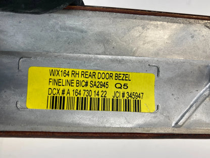 06-11 MERCEDES-BENZ ML350 REAR RIGHT INNER DOOR PANEL TRIM MOLDING 1647301422