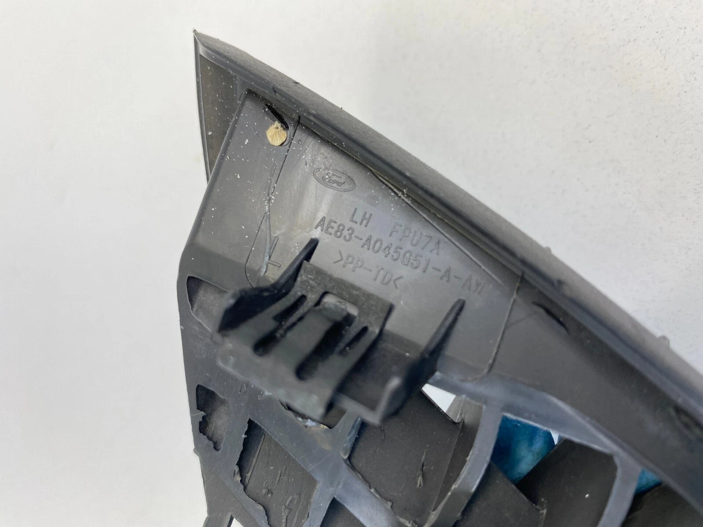 2011-2019 FORD FIESTA LEFT SIDE A/C DASH AIR VENT DEFROSTER GRILLE AE83-A045G51