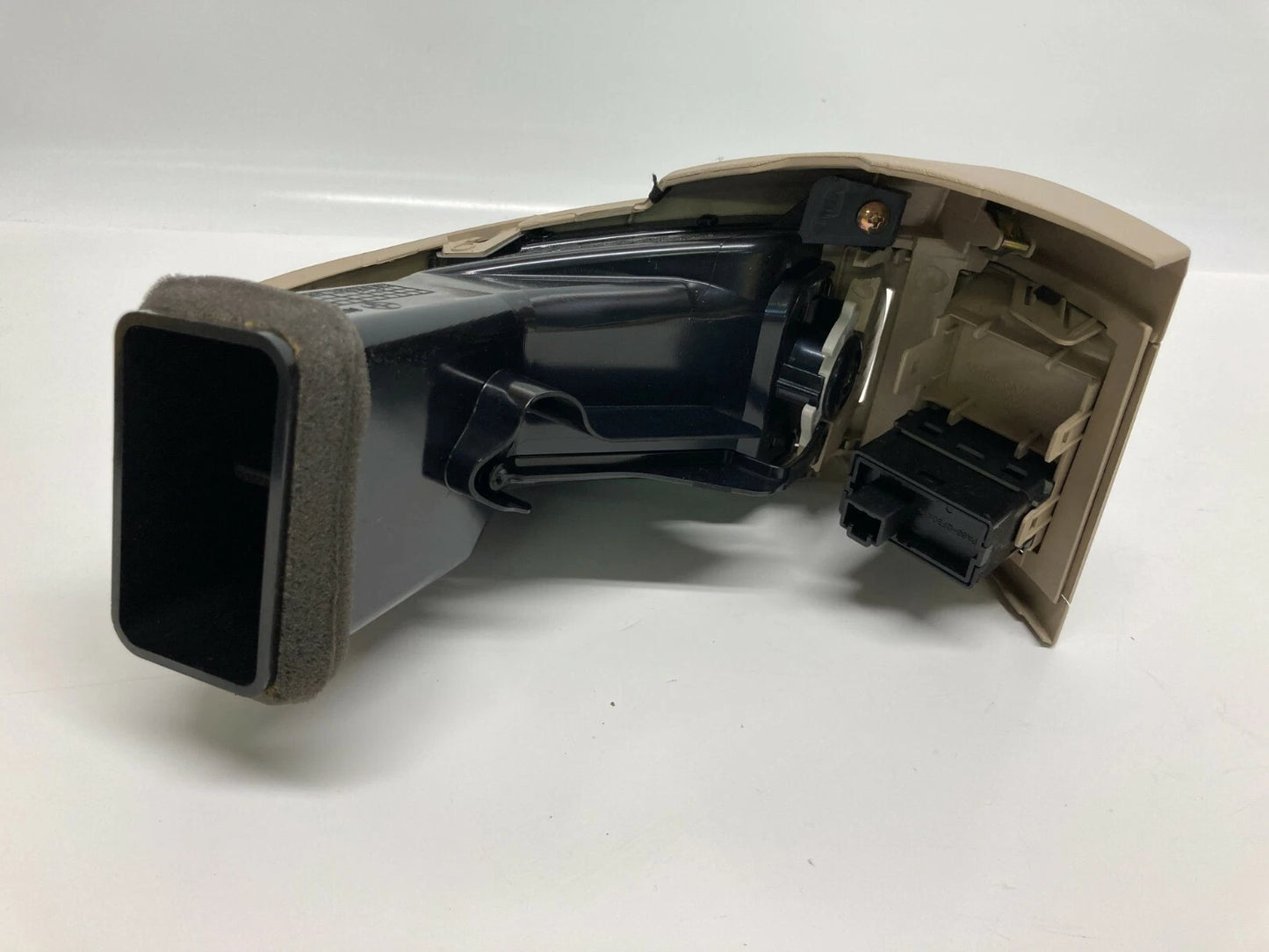 03-07 NISSAN MURANO LEFT SIDE DASH AC AIR VENT FOG LIGHT SWITCH 68485CA100 OEM