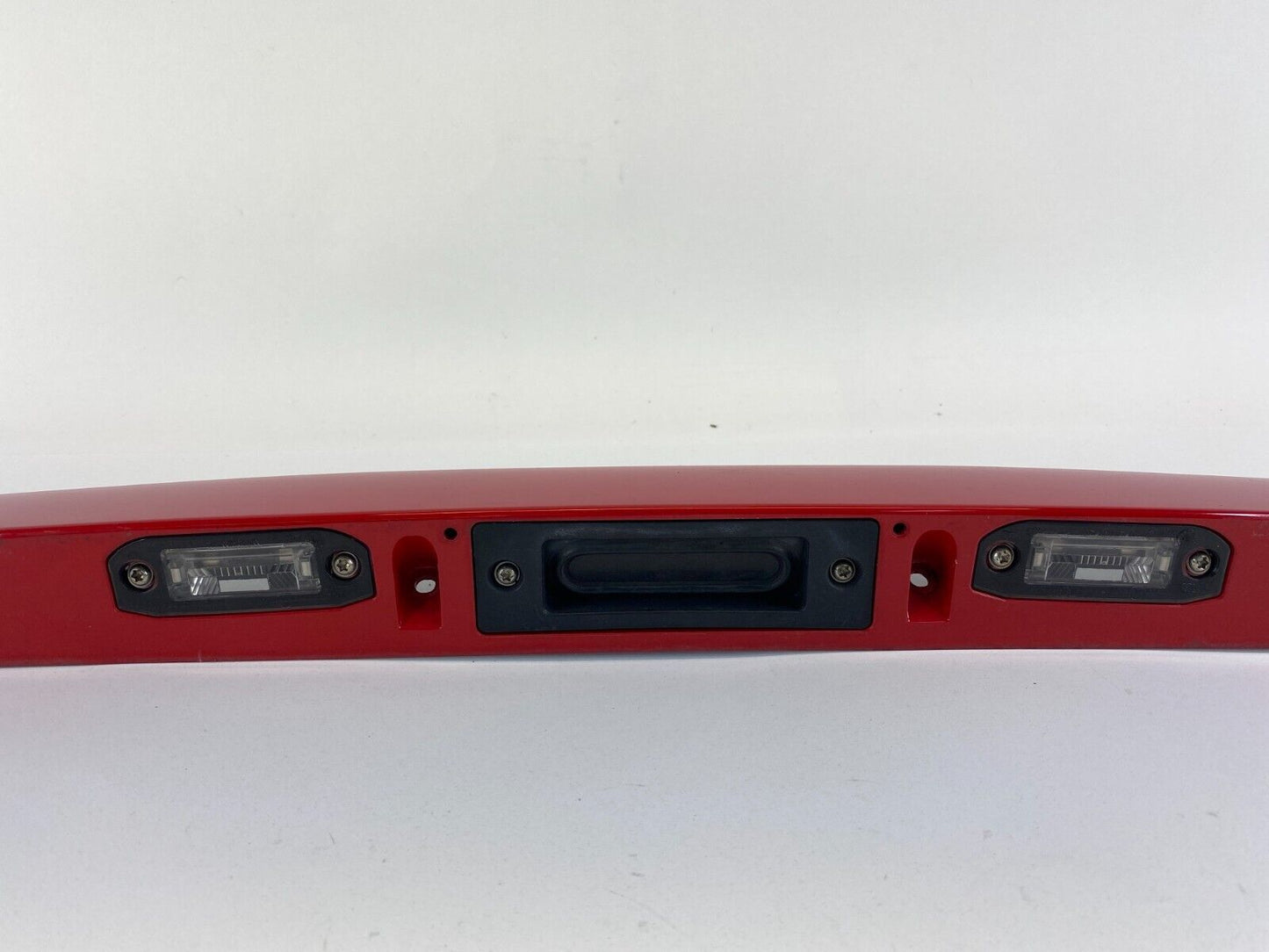 2004-2008 Volvo S40 Trunk Lid License Plate Light Handle Molding Cover 39880383