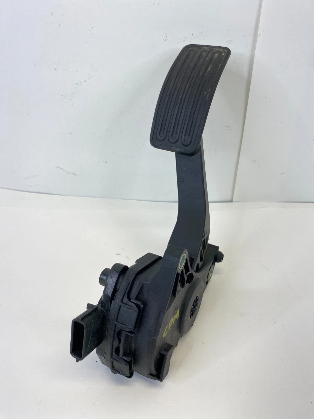 13-18 NISSAN ALTIMA ACCELERATOR GAS PEDAL WITH POSITION SENSOR OEM 180023TA0B