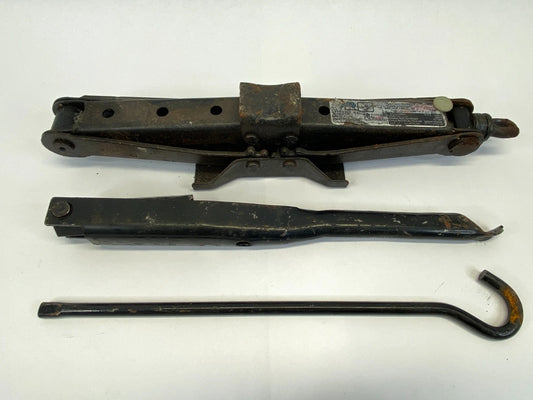 2005-2010 HONDA ODYSSEY SPARE TIRE SCISSOR JACK TOOLS KIT OEM