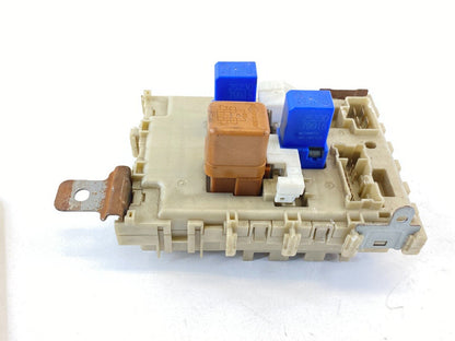 2000-2003 Nissan Maxima 3.0L V6 24V Inner Under Dash Fuse Box Junction Block