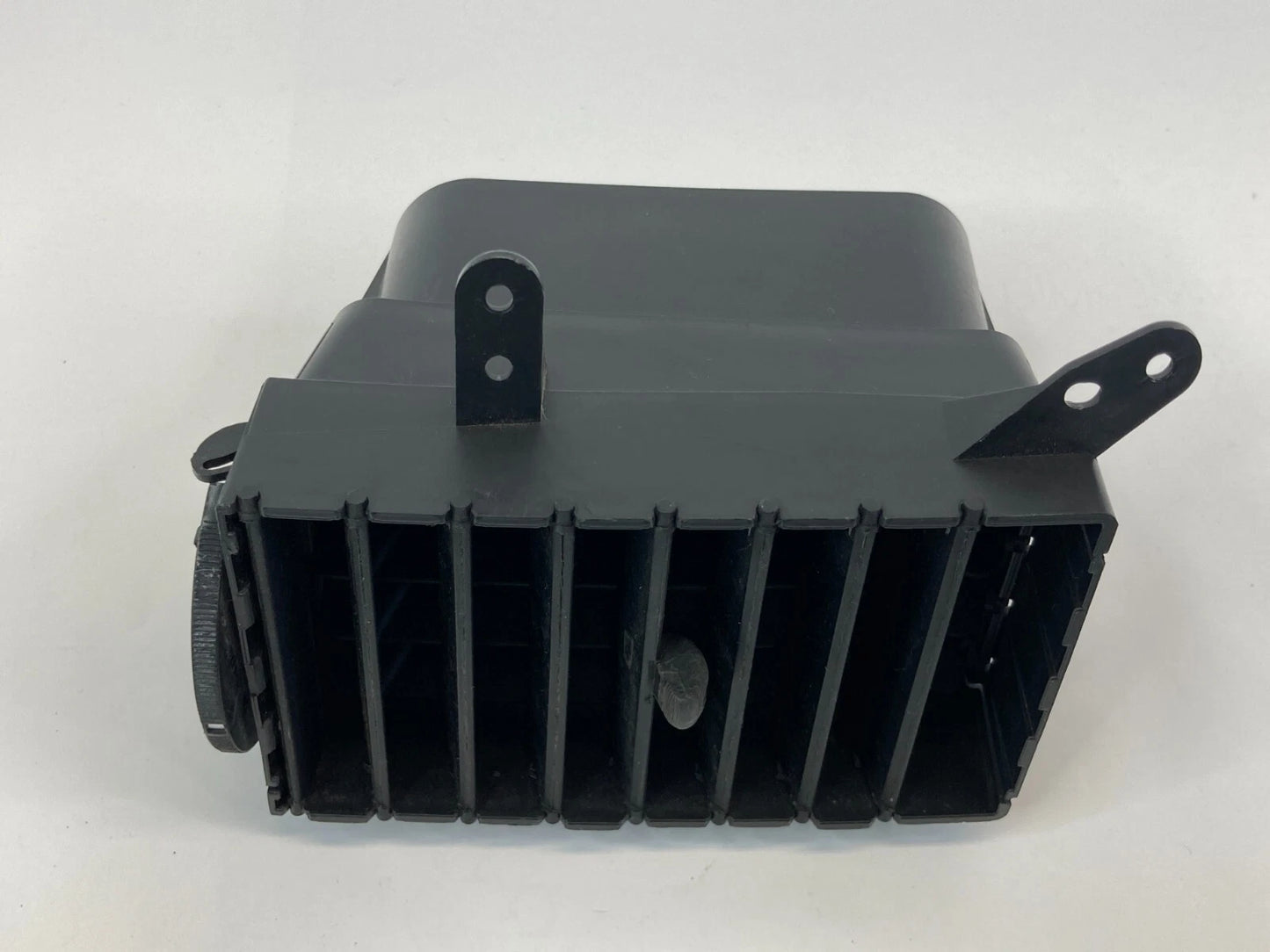 2008-2010 DODGE GRAND CARAVAN FRONT DASH CENTER RIGHT A/C AIR VENT 5028728AA OEM