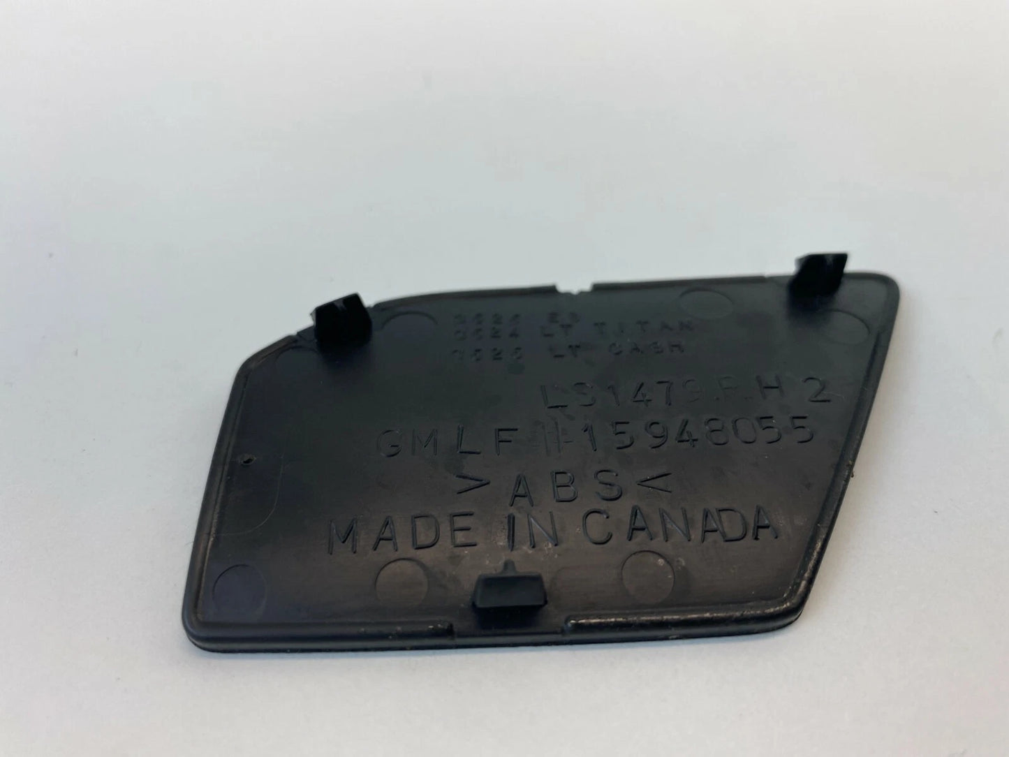 2009-2012 Chevrolet Traverse Rear Right Door Handle Cover Bezel Trim 15948055