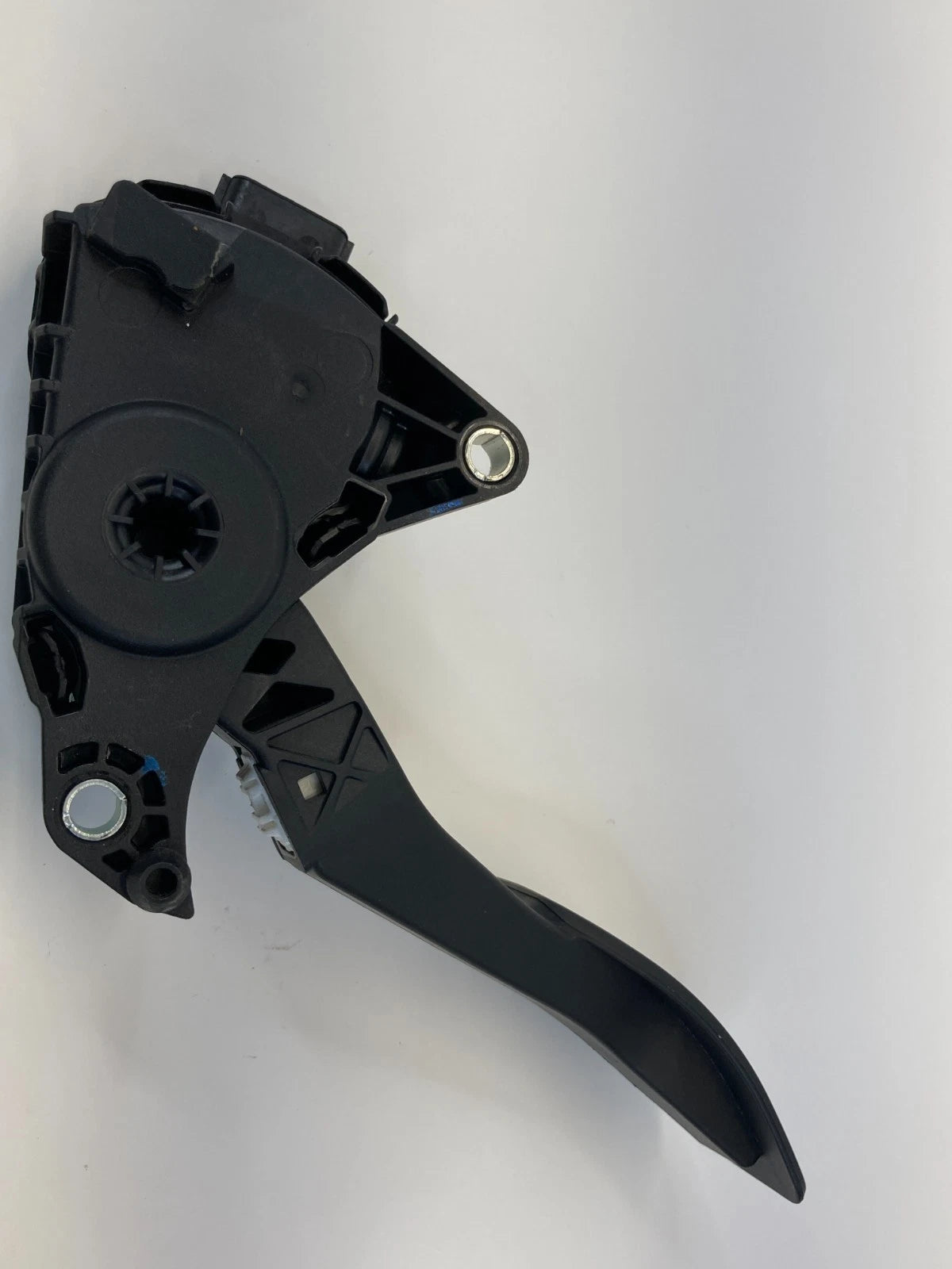 2013-2018 NISSAN ALTIMA GAS ACCELERATOR PEDAL TRAVEL SENSOR 18002-3TA0B