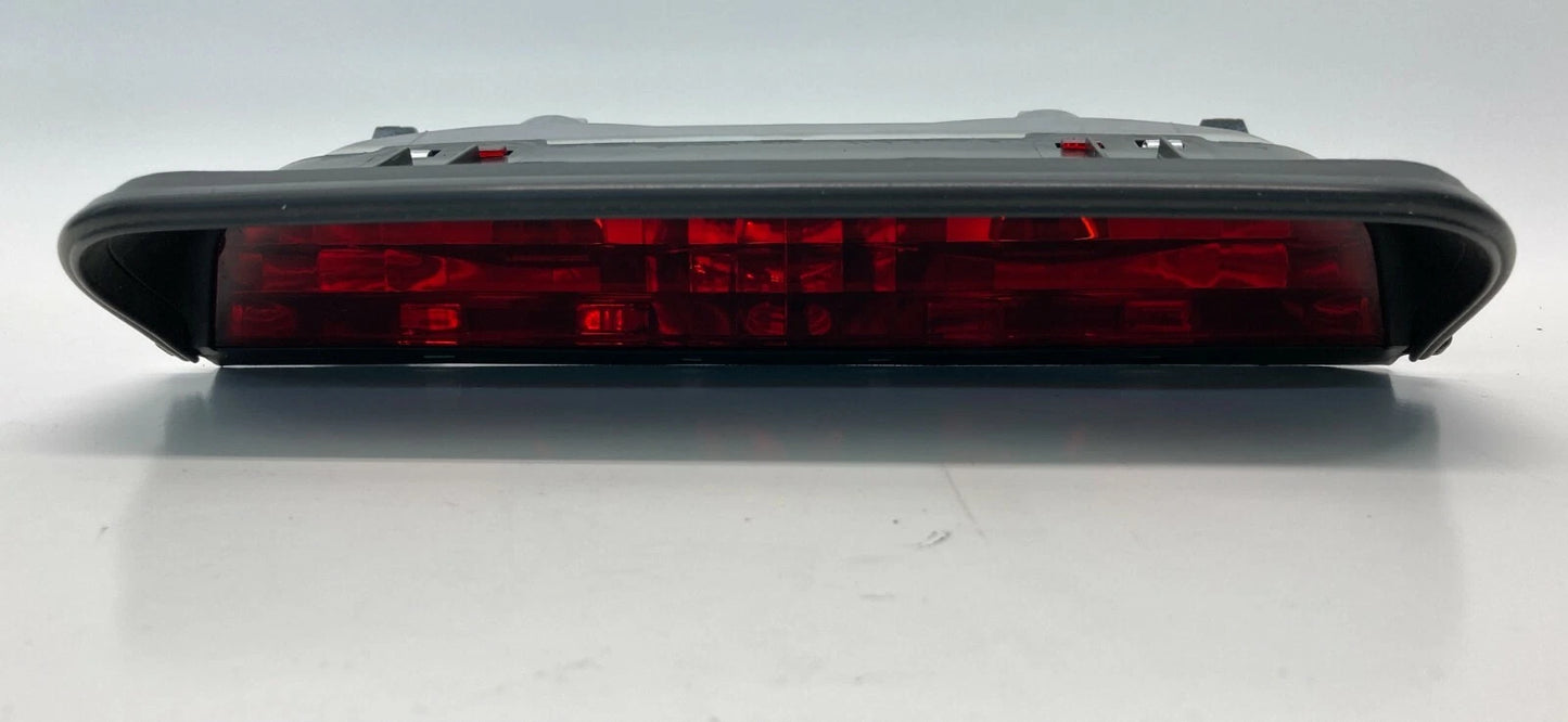 2002-2006 ACURA MDX HIGH MOUNT 3RD THIRD BRAKE STOP LIGHT TAIL LAMP ASSEMBLY OEM