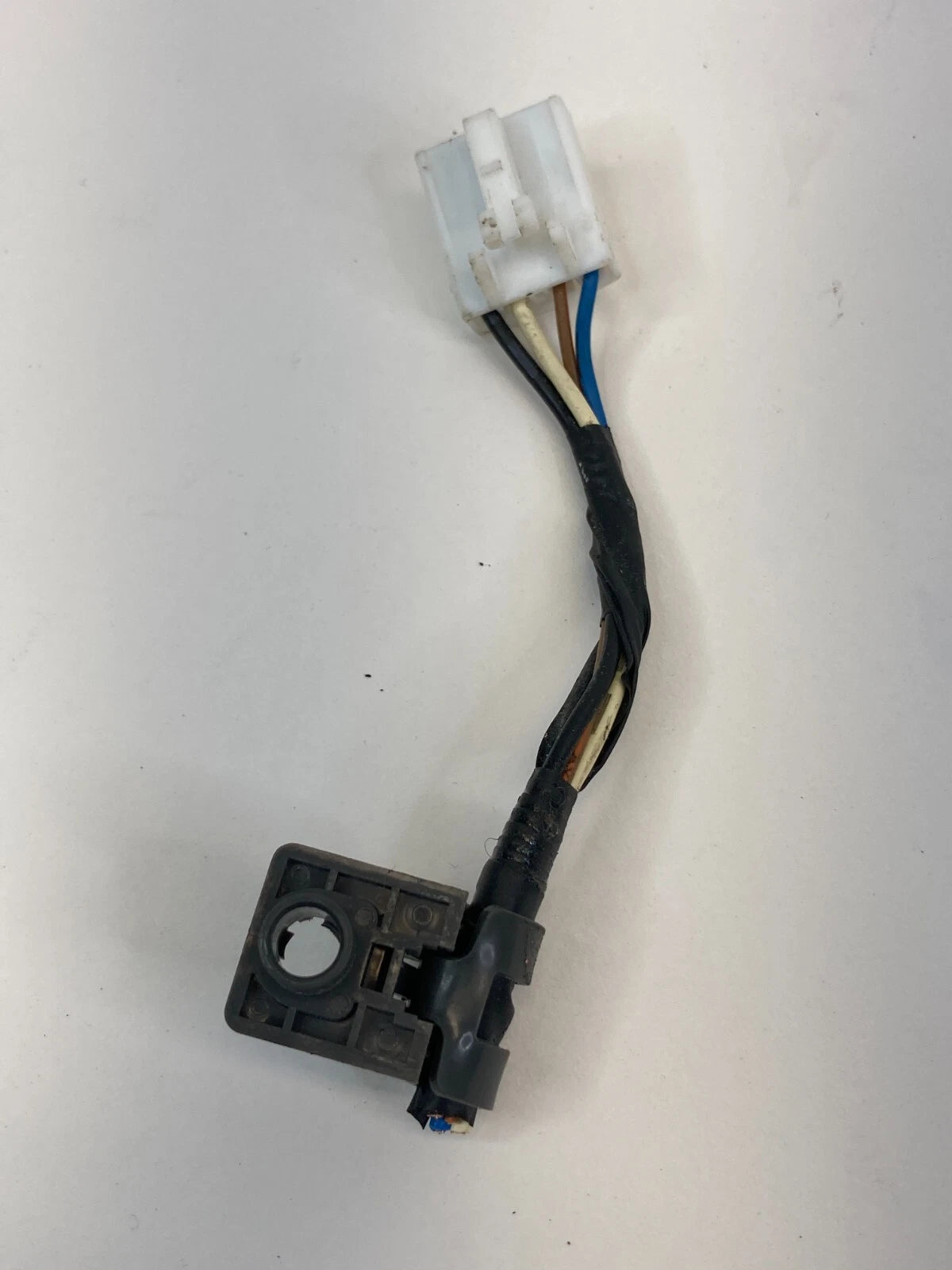 2007-2010 HYUNDAI ELANTRA SEDAN REAR RIGHT TAIL LIGHT TAILLIGHT WIRING CONNECTOR