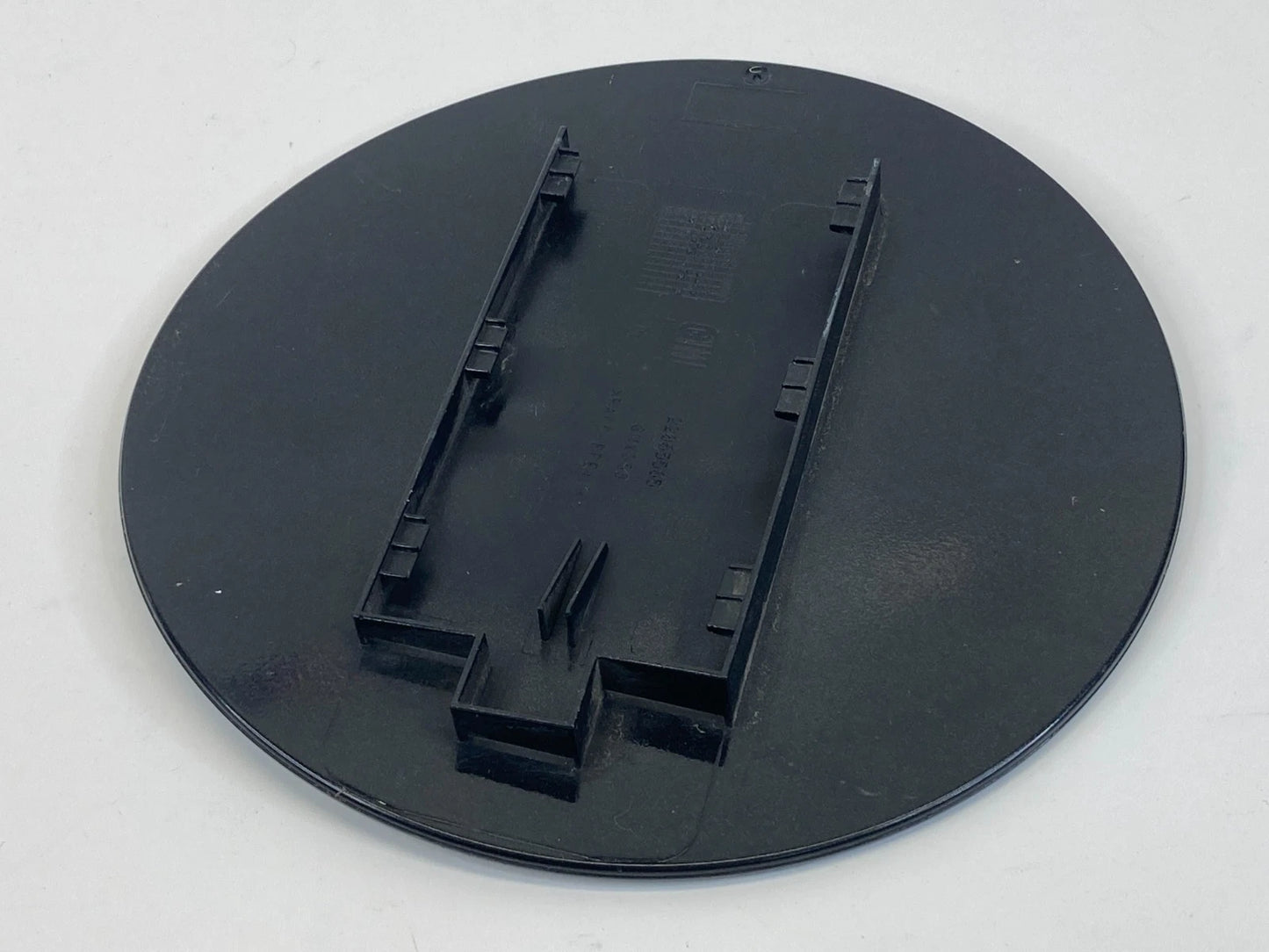 2010-2016 BUICK LACROSSE FUEL FILLER DOOR GAS LID COVER 22865565 OEM