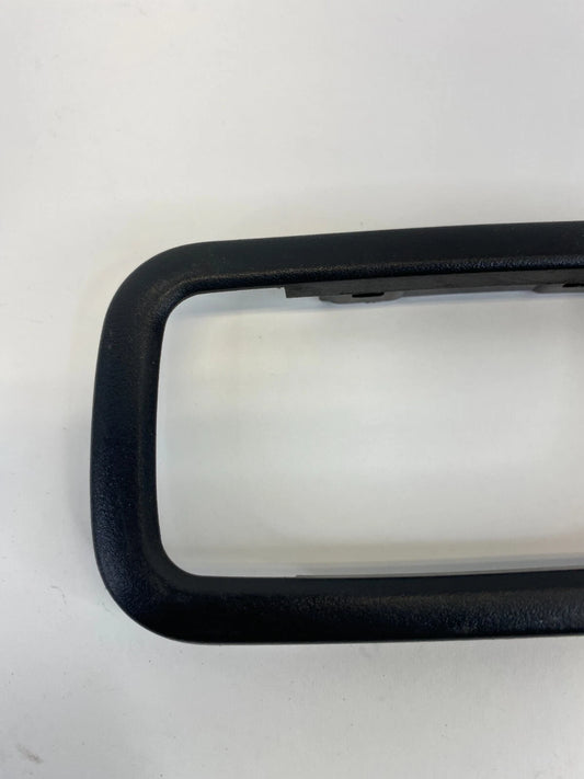 2001-2004 NISSAN PATHFINDER LEFT SIDE INNER DOOR HANDLE BEZEL TRIM COVER ASSY