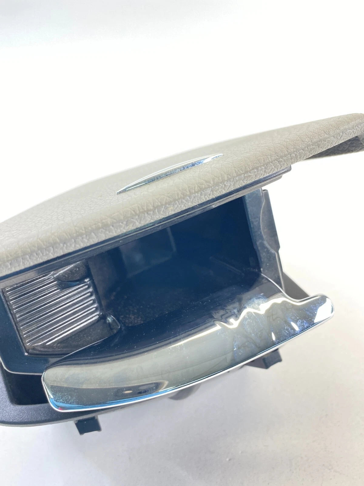 2003-2006 MERCEDES-BENZ E500 REAR RIGHT INTERIOR DOOR ASHTRAY W BEZEL TRIM OEM
