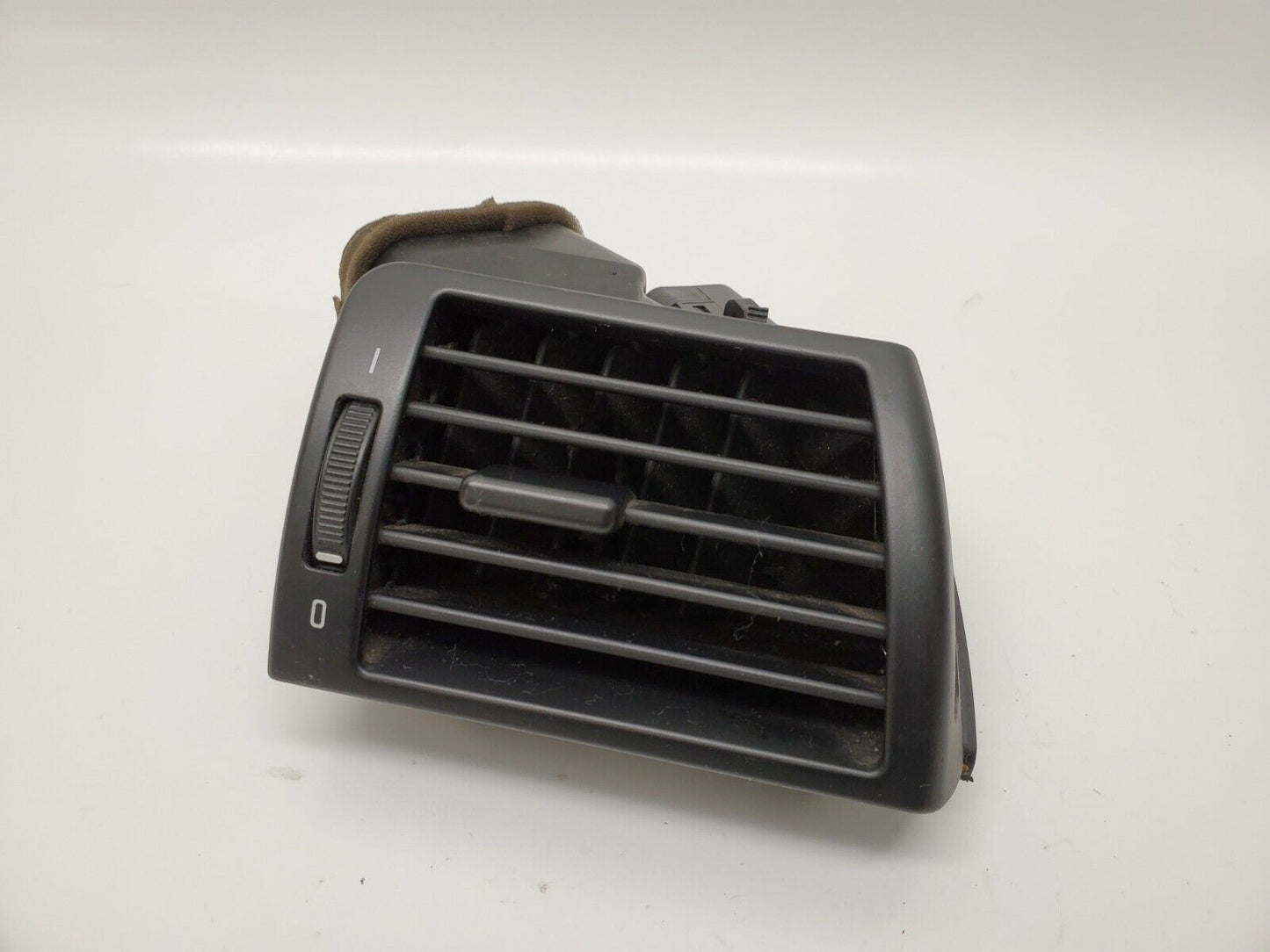 2001-2006 BMW 325Ci Dash Passenger Side AC Heat Air Vent Grille Outlet Duct OEM