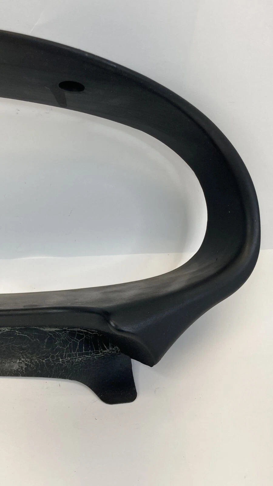 96-00 HYUNDAI ELANTRA DASH SPEEDOMETER INSTRUMENT CLUSTER BEZEL TRIM 84831-29000