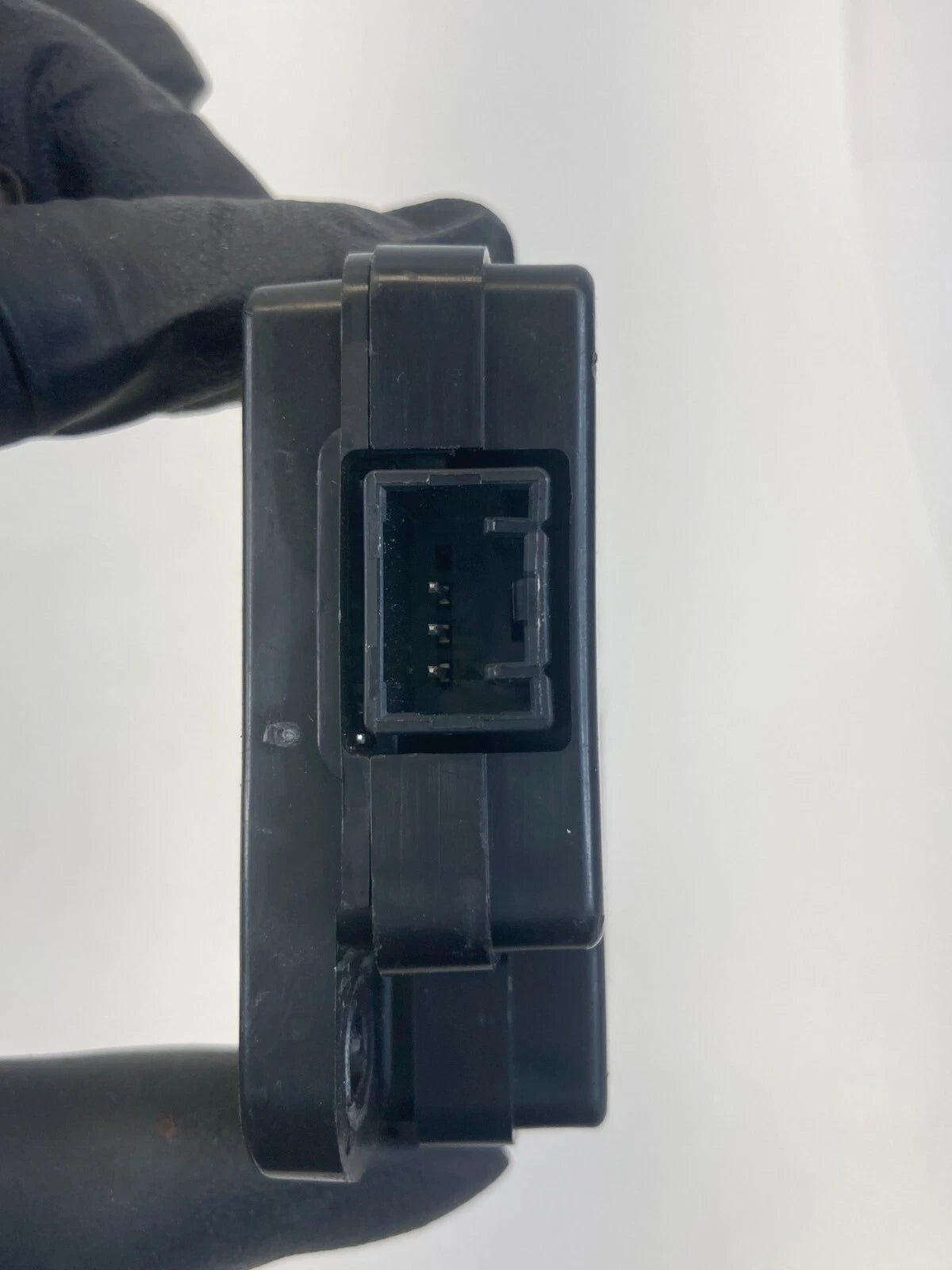 09-16 CHRYSLER TOWN & COUNTRY A/T COMPASS & TEMPERATURE CONTROL MODULE 4671918AG