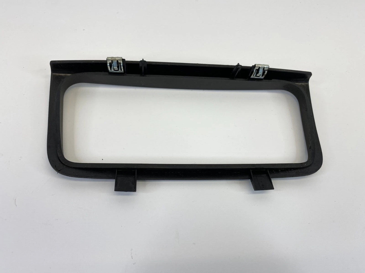 2009-2017 CHEVROLET TRAVERSE CENTER CONSOLE REAR COVER TRIM PANEL BEZEL 1882079