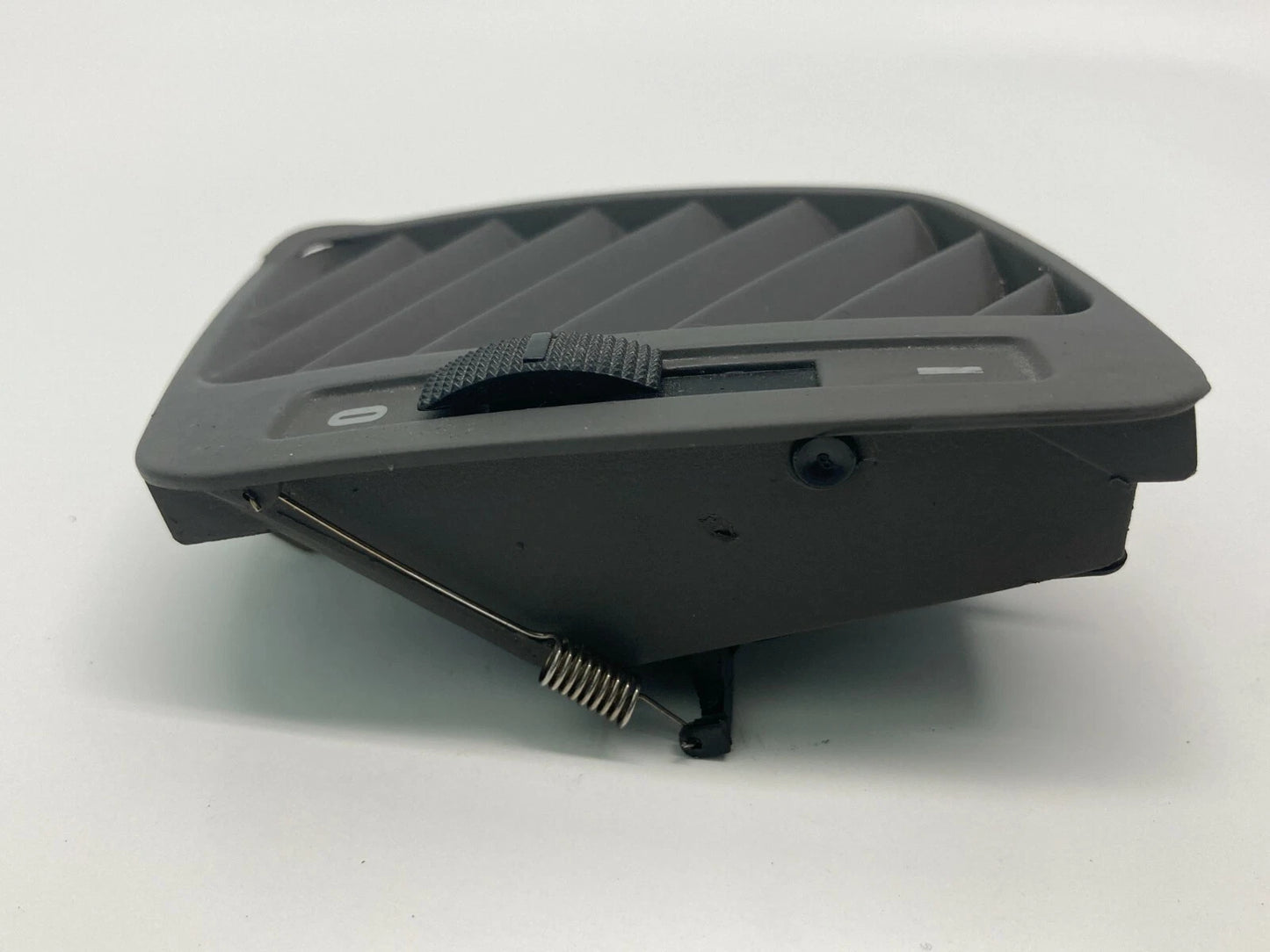 2002-2004 AUDI A6 DASH LEFT UPPER A/C HEATER AIR VENT DEFROST 4B0-819-793 OEM