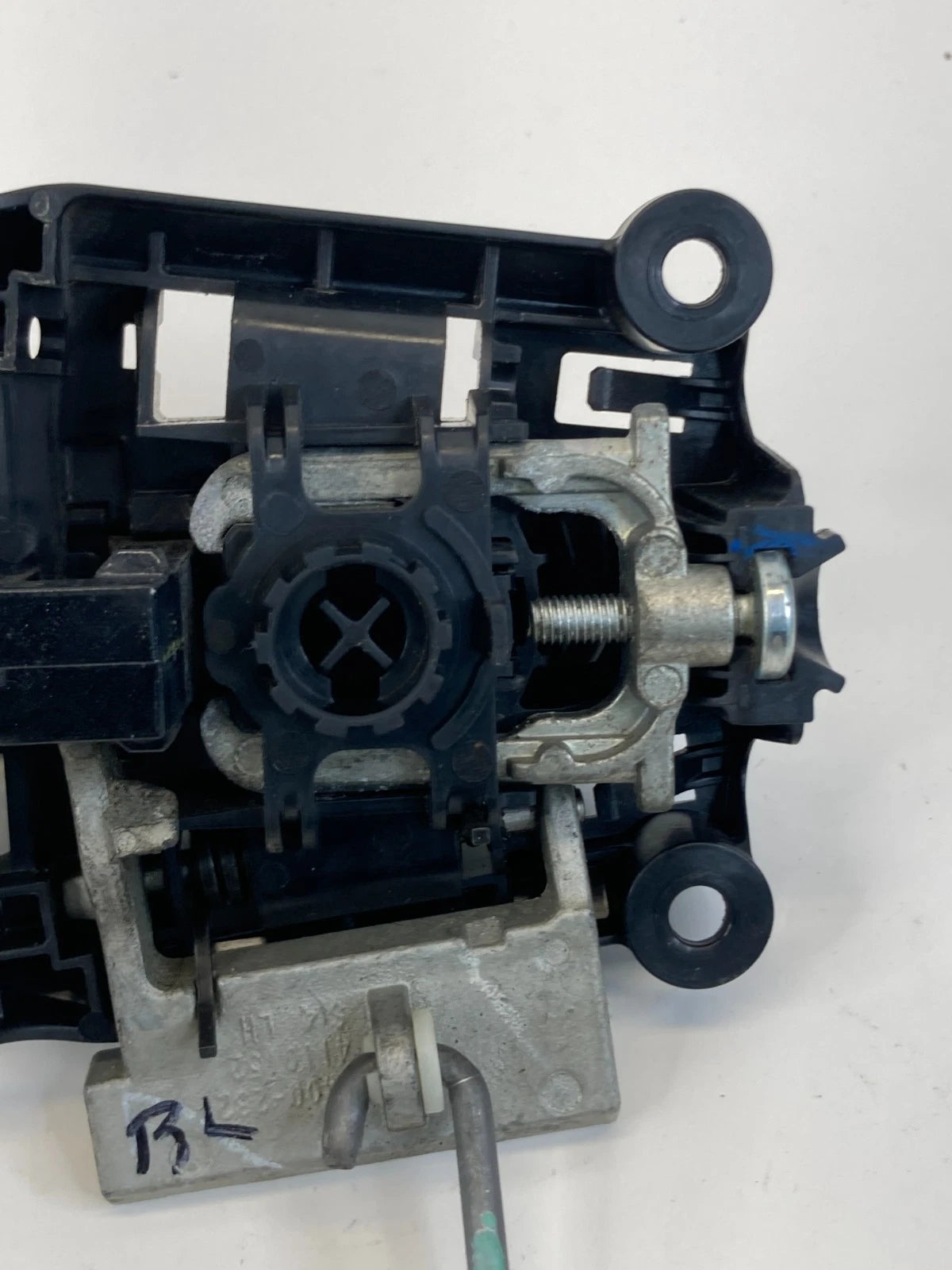 2010-2012 Buick LaCrosse Rear Left Side Exterior Door Handle 9400-2321 OEM