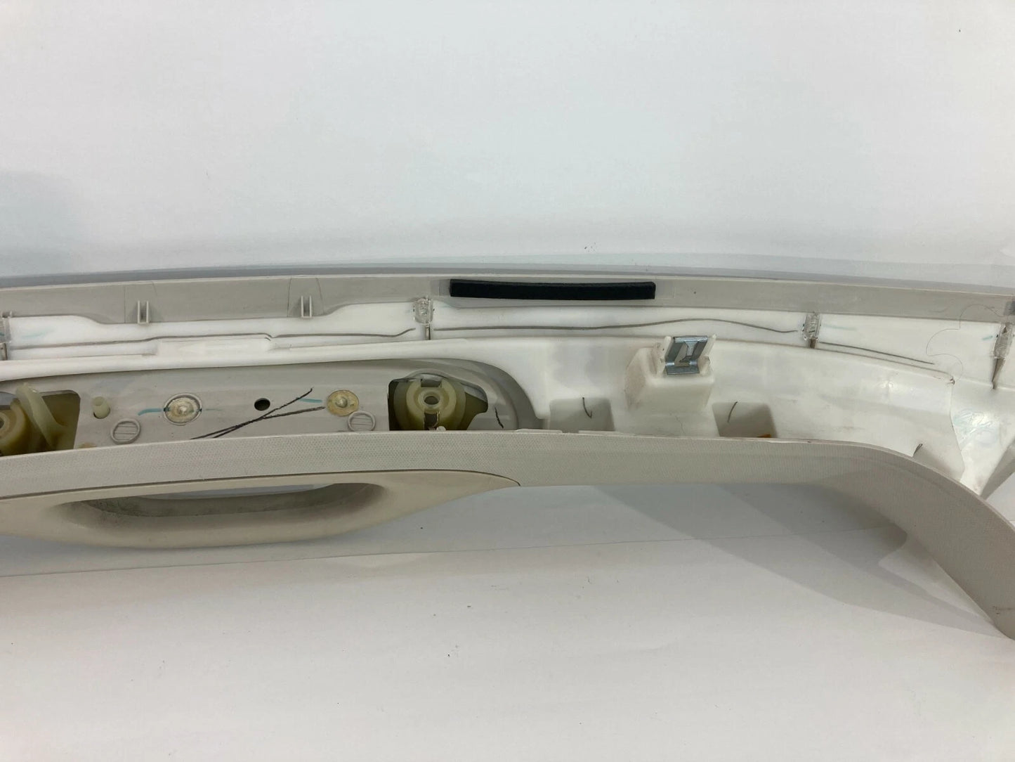 09-14 VOLKSWAGEN ROUTAN PASSENGER RIGHT A PILLAR COVER PANEL PEARL OZR18DW1AI RH