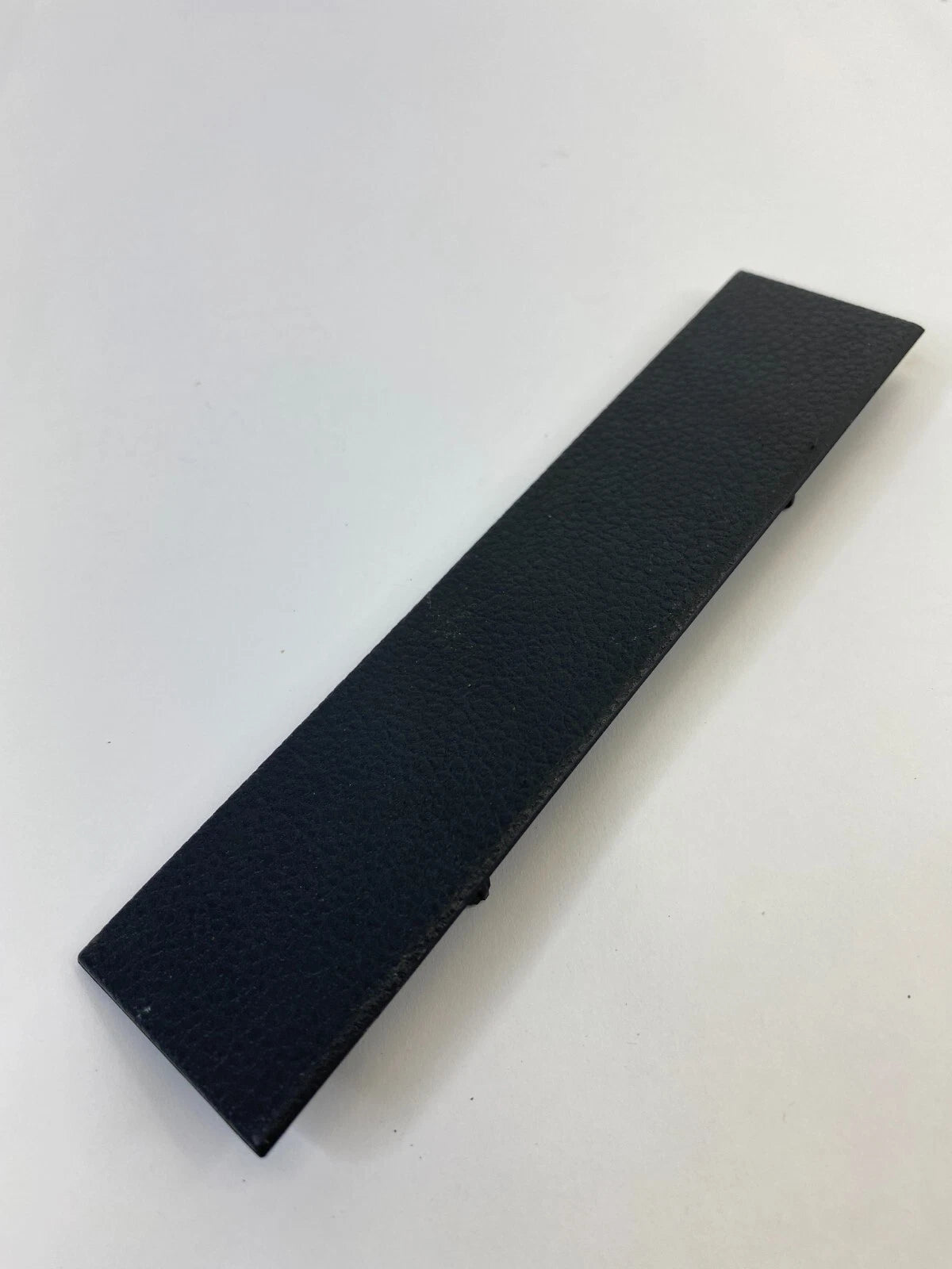 11-18 VOLKSWAGEN JETTA FRONT CENTER CONSOLE ASHTRAY LID COVER TRIM 5C7-857-367