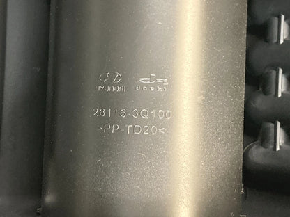 2012 2013 KIA OPTIMA 2.4L AIR INTAKE CLEANER UPPER LID COVER UNIT OEM 28111-3Q10
