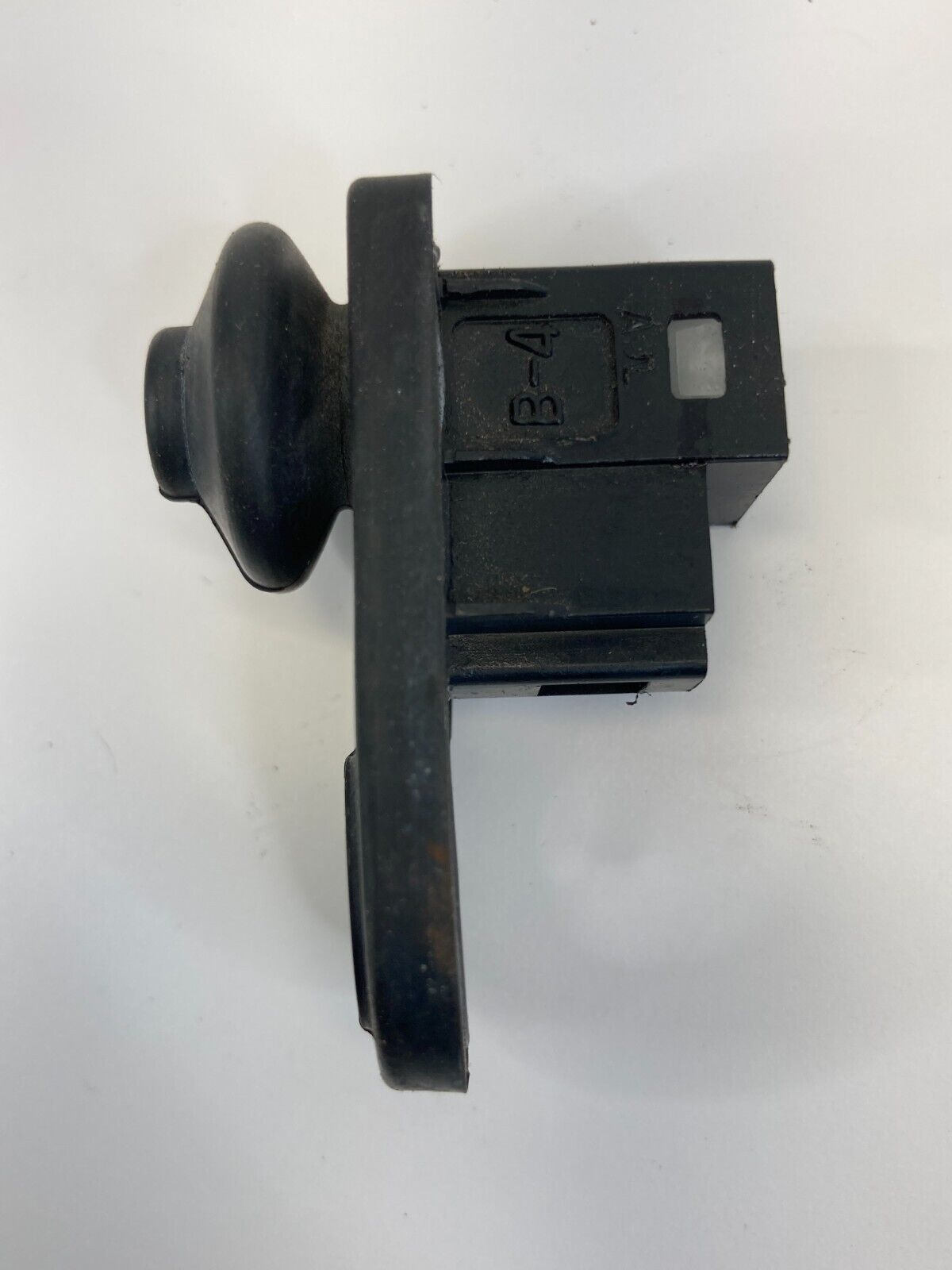 2001-2006 Hyundai Elantra Rear Right Door Jamb Ajar Light Control Switch OEM