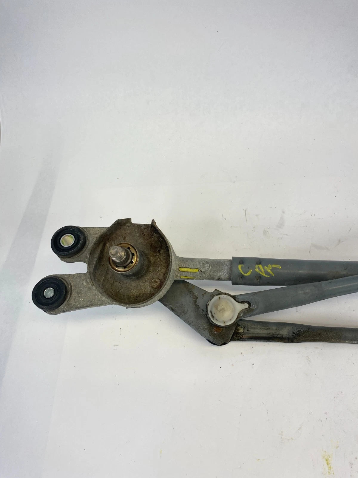 2009-2015 TOYOTA VENZA FRONT WINDSHIELD WIPER MOTOR & LINKAGE OEM 85110-0T010