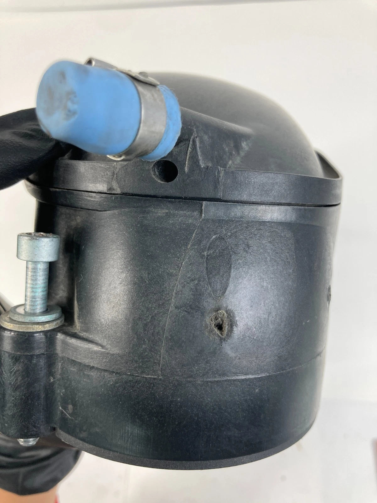 2002-2004 AUDI A6 3.0L V6 AUTOMATIC AIR INTAKE HOSE DUCT TUBE 06C133354G OEM