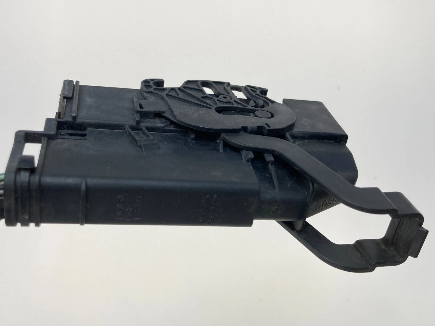07 08 INFINITI G35 SEDAN 3.5L AT 4WD ABS ANTI LOCK BRAKE PUMP PLUG CONNECTOR OEM