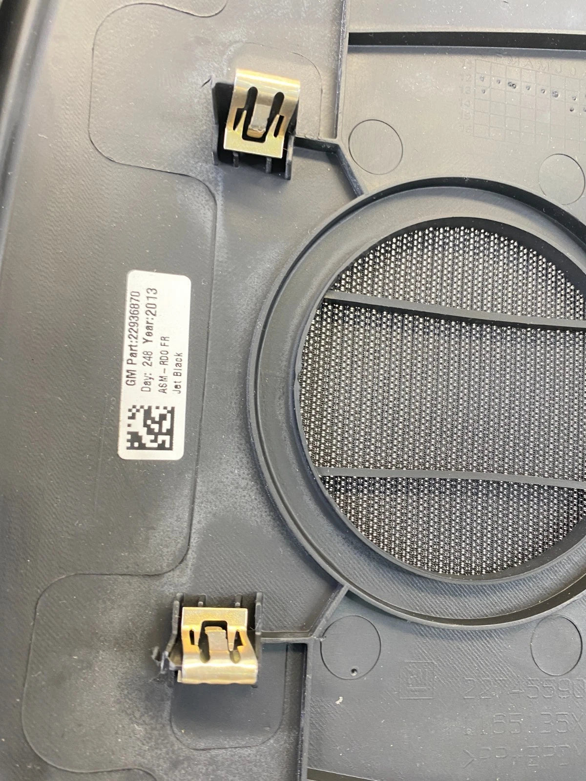 2013-2019 CADILLAC ATS FRONT CENTER DASH UPPER SPEAKER COVER GRILLE 22936870 OEM