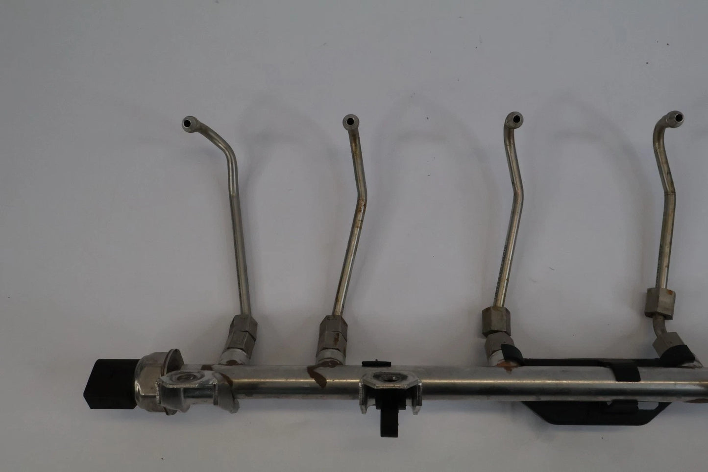 2008 BMW 535XI 3.0L TWIN TURBO HIGH PRESSURE FUEL RAIL WITH LINES OEM 7555006