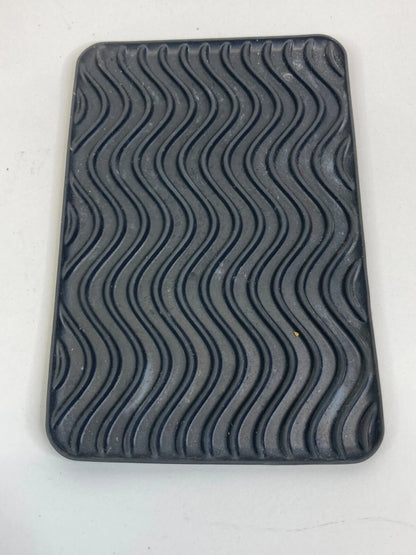 2003-2006 SAAB 9-3 93 SEDAN 4DR CENTER CONSOLE ARMREST REAR RUBBER MAT LINER OEM