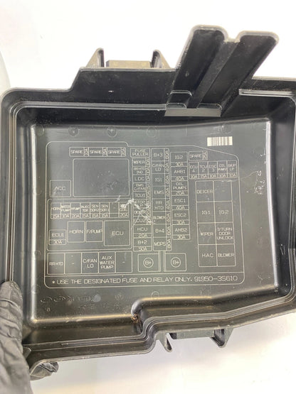 2011-2015 HYUNDAI SONATA HYBRID ENGINE FUSE BOX BLOCK COVER LID OEM 91950-3S610