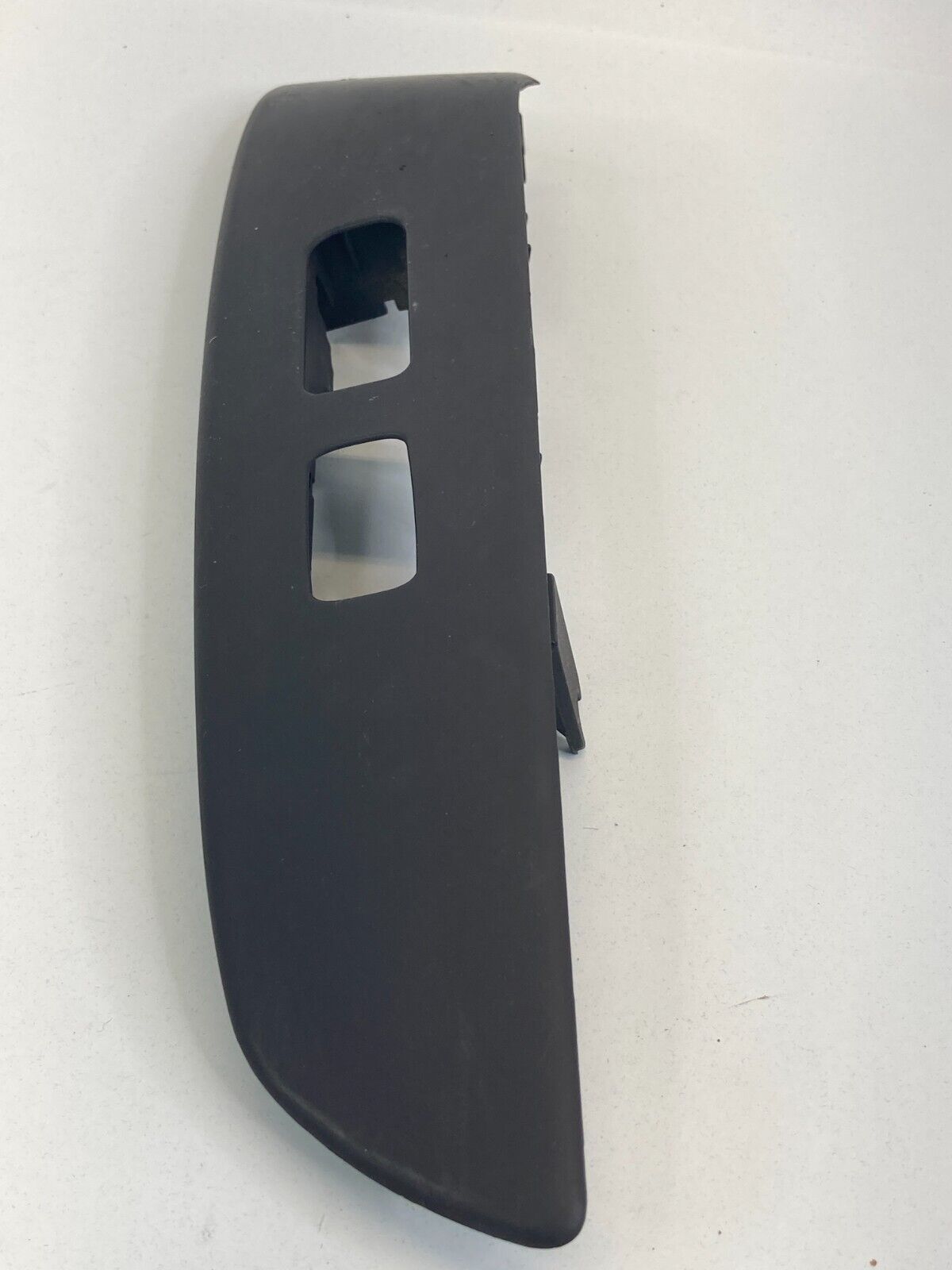 10-13 Hyundai Tucson Front Right Door Window Switch Bezel Cover Trim 383511-1110