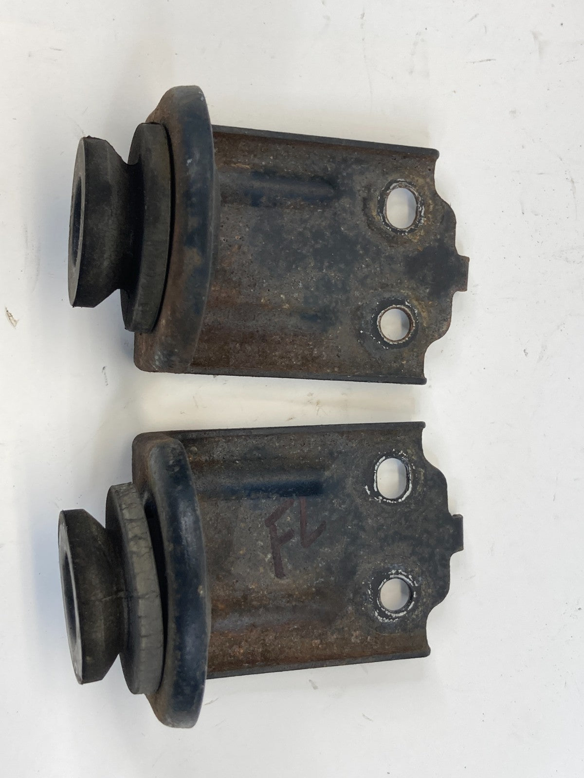 2014-2019 Kia Soul Upper Mount Radiator Support Bracket Pair Set OEM