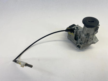 2000-2006 CHEVROLET TAHOE AT IGNITION SWITCH LOCK CYLINDER W KEY 26070075