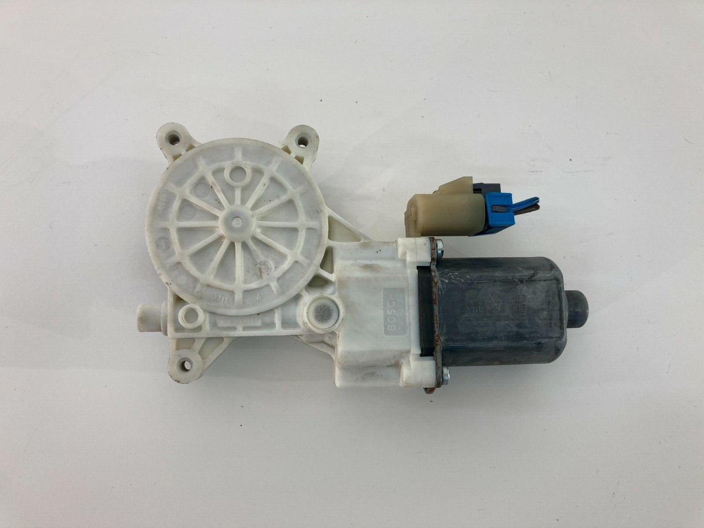 2008-2012 Chevrolet Malibu 07-09 Saturn Aura Front Right Side Door Window Motor