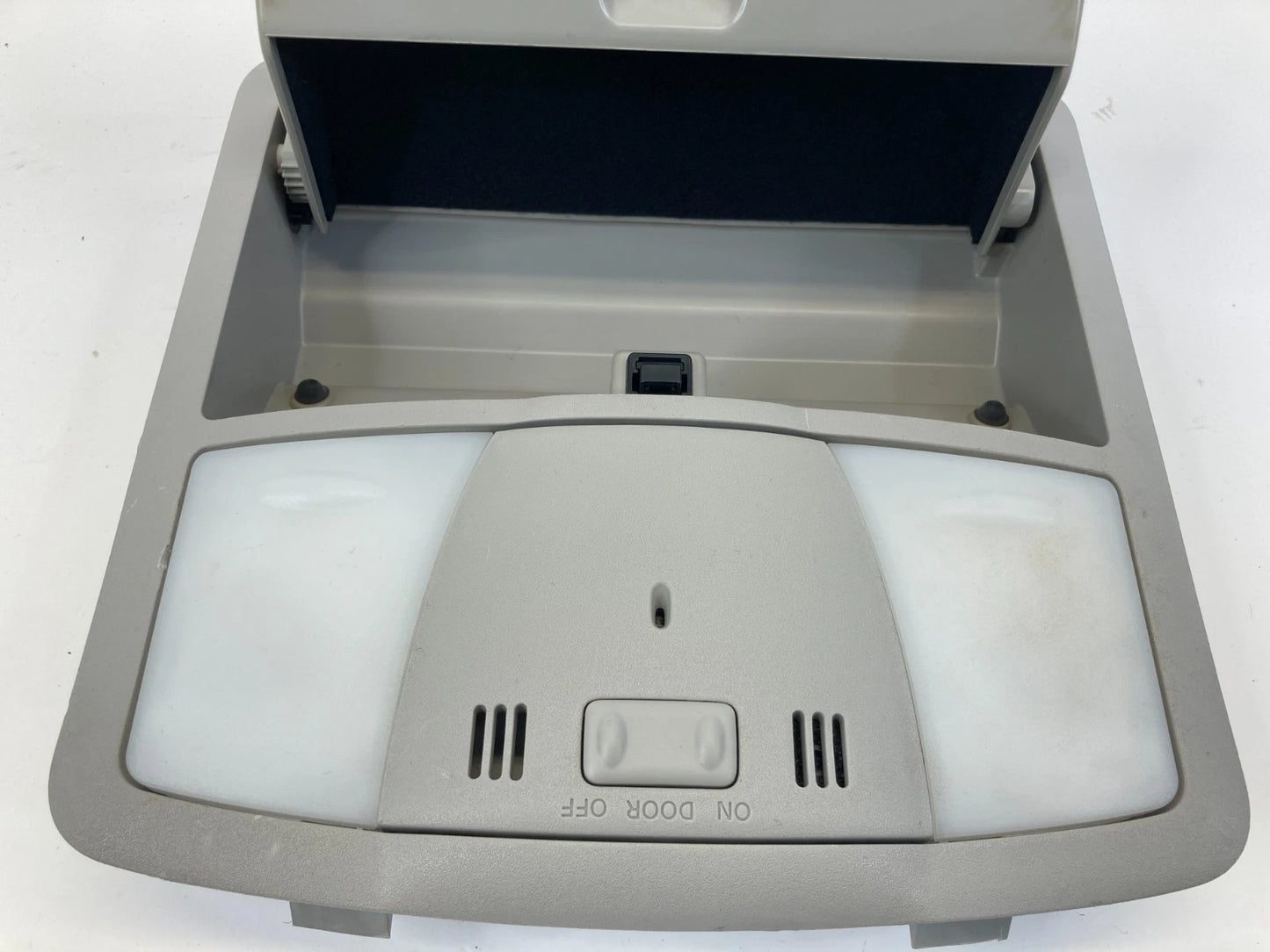 2011-2016 NISSAN QUEST OVERHEAD CONSOLE DOME MAP LIGHT W SUNROOF 26430-JK060