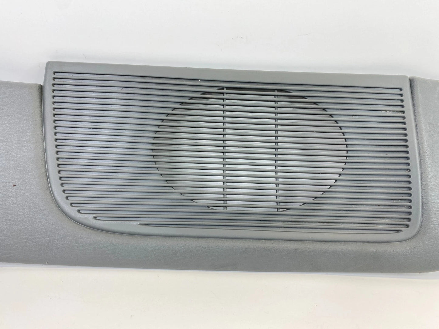 01-07 CHRYSLER TOWN & COUNTRY QUARTER PANEL LEFT SIDE SPEAKER TRIM 0SK71TRMAA