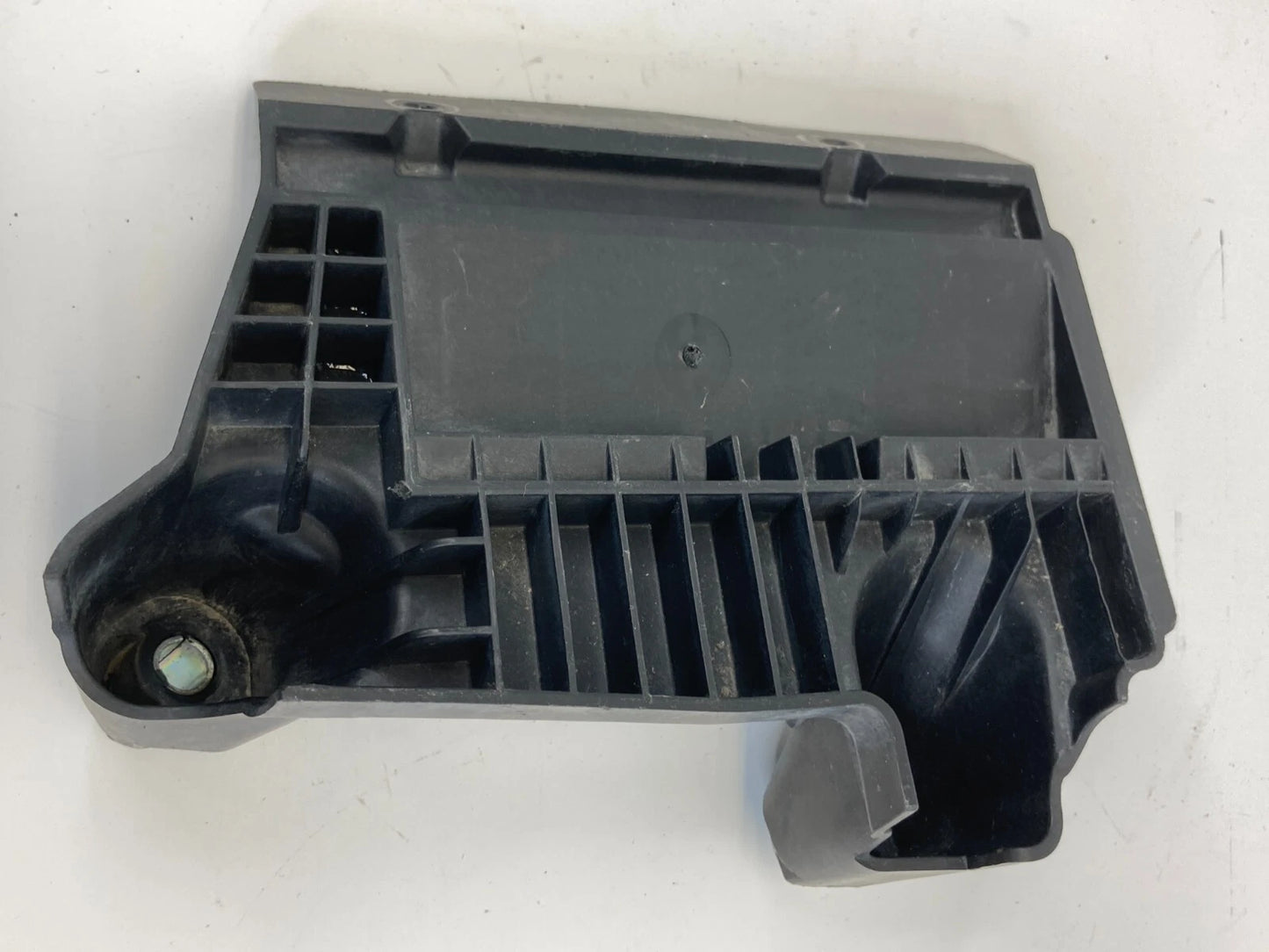 2013-2020 FORD FUSION BATTERY TRAY BRACKET MOUNT HOLDER DG93-10663 OEM