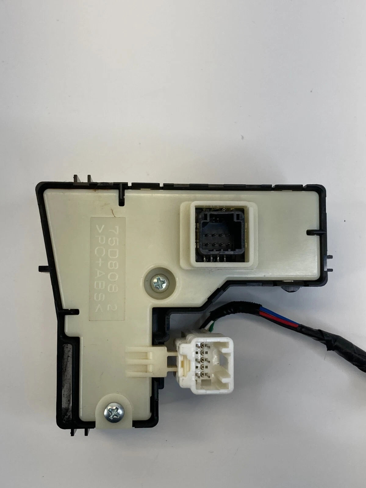 2010 2011 TOYOTA PRIUS HAZARD LIGHT ECO POWER MODE CONTROL SWITCH 76D808