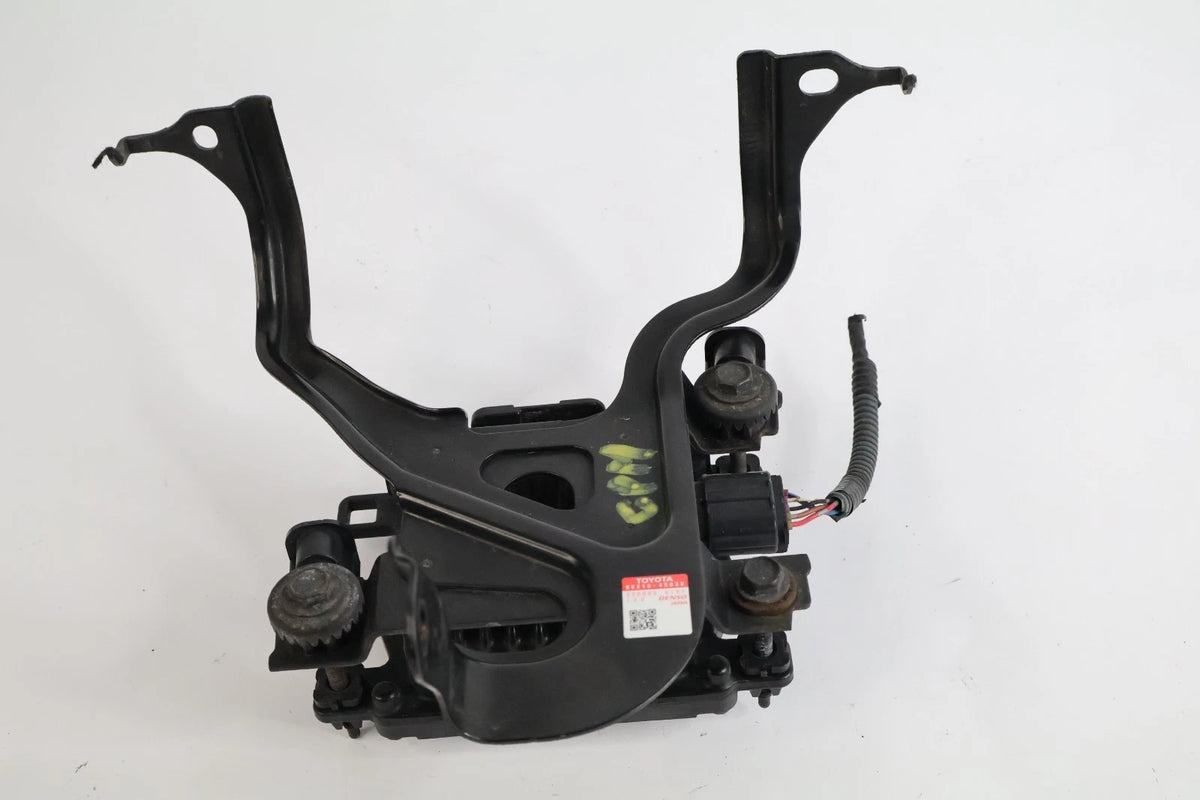 2011-2015 TOYOTA SIENNA FRONT RADAR ADAPTIVE CRUISE DISTANCE SENSOR MODULE OEM