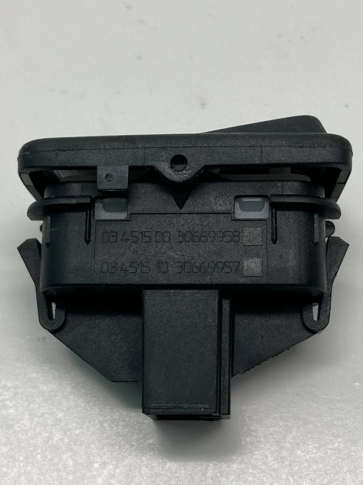 04-11 VOLVO S40 05-11 V50 FRONT LEFT SIDE DOOR LOCK SWITCH BUTTON 30669957 OEM