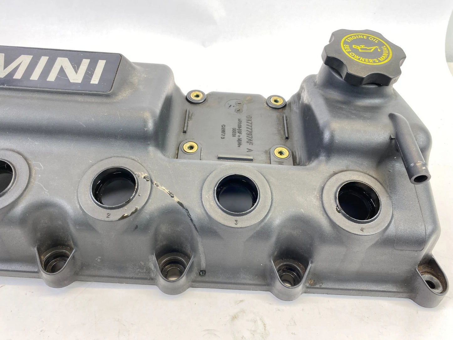 2002-2008 MINI COOPER 1.6L ENGINE VALVE COVER ASSEMBLY OEM