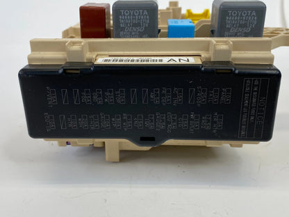 2004-2006 TOYOTA SIENNA 3.3 CABIN INNER DASH FUSE BOX RELAY JUNCTION BLOCK OEM
