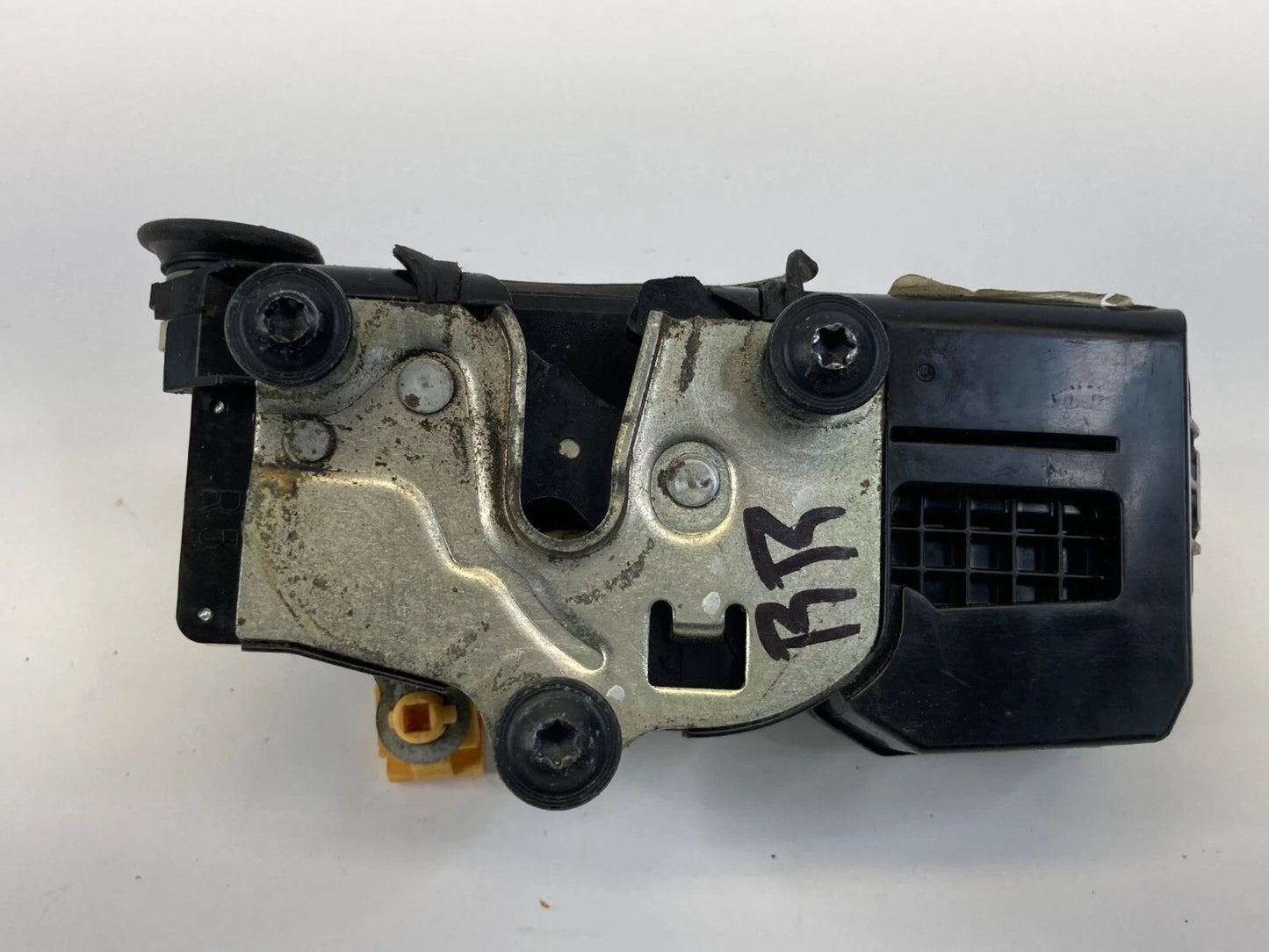 2004-2006 CADILLAC SRX REAR RIGHT SIDE DOOR LOCK LATCH ACTUATOR R15817022 OEM